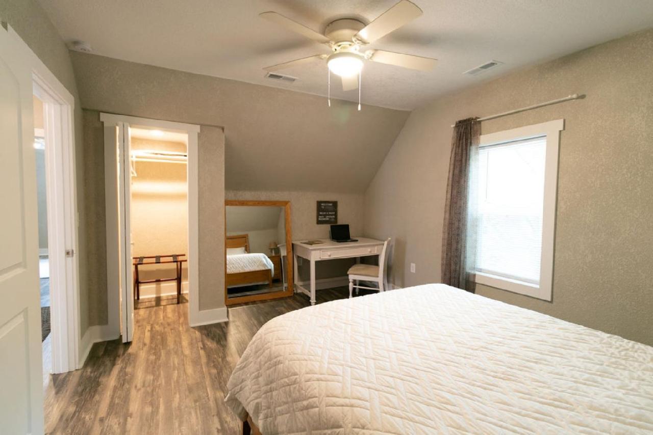 Spacious Rustic Downtown Market St 1 Bedroom Apt, Sleeps Up To 5, Steps To Honeywell & Eagles Theatre Wabash Exteriér fotografie