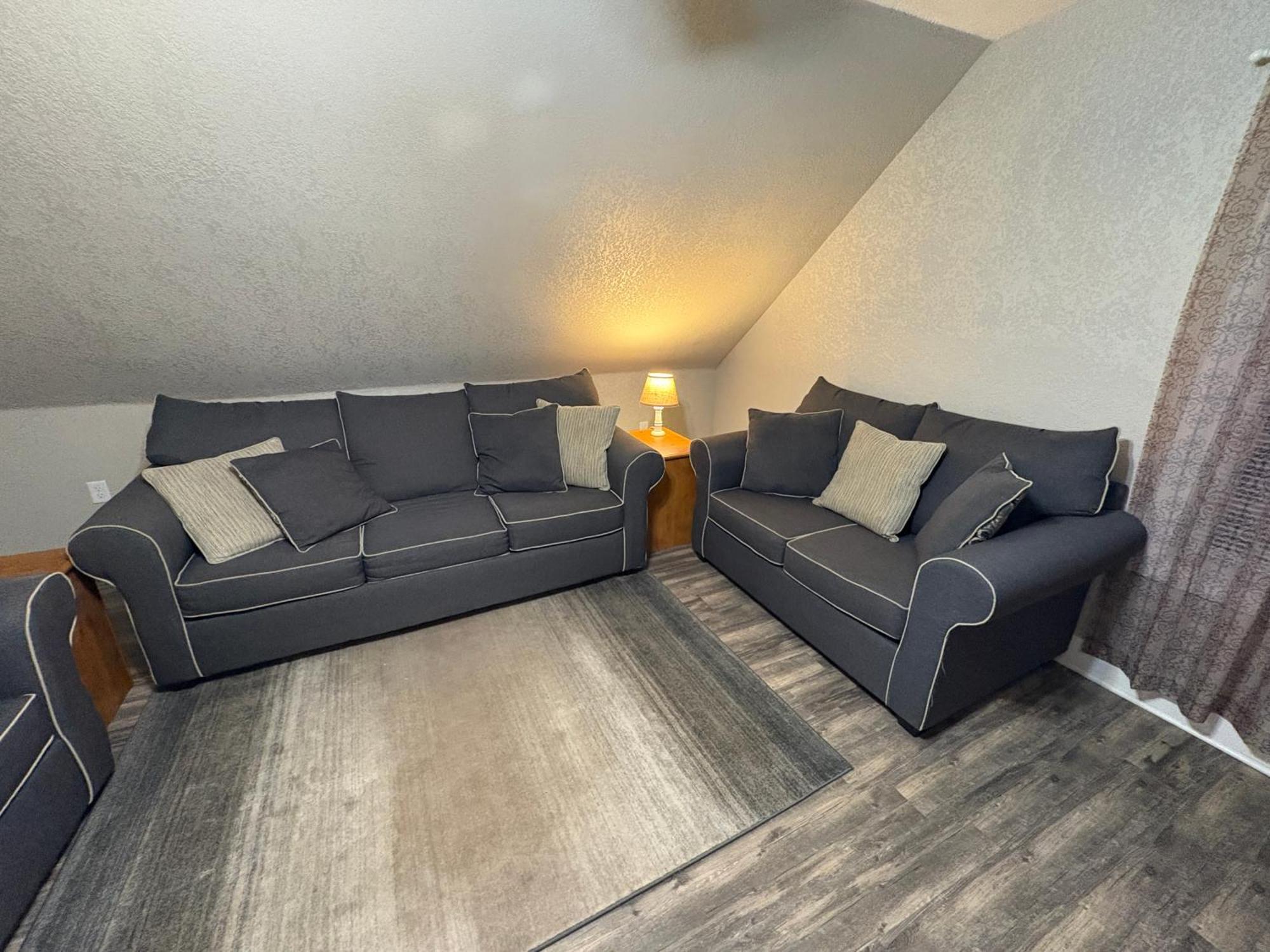 Spacious Rustic Downtown Market St 1 Bedroom Apt, Sleeps Up To 5, Steps To Honeywell & Eagles Theatre Wabash Exteriér fotografie